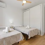 Torre Copenhague By Ivi Real Estate Τορρεμολίνος